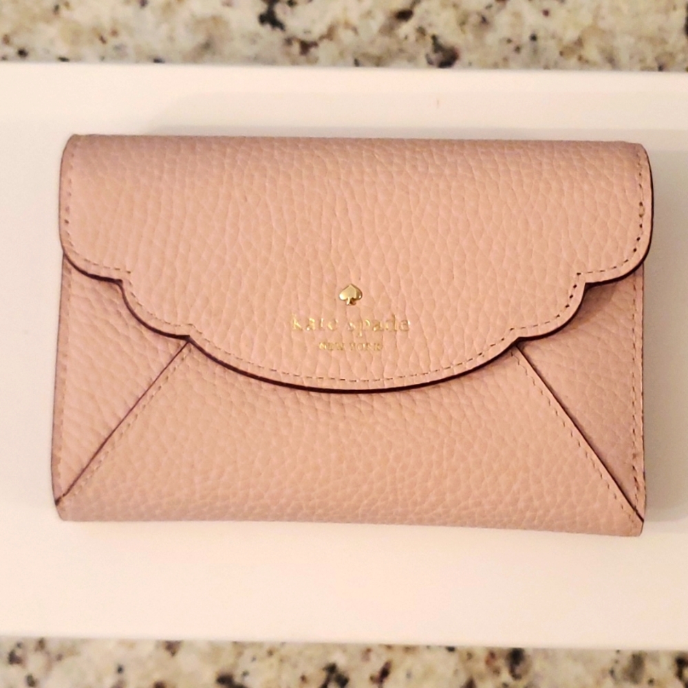 Kate Spade pink scallop wallet